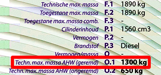 Deze auto mag 1300 kg maximaal geremd trekken kenteken