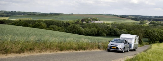 Trekautotest Ford C-Max op 17% helling