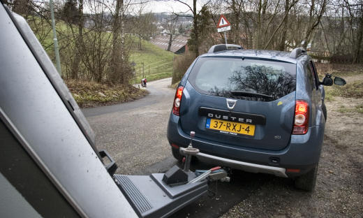 Dacia Duster 4wd dCi op de Keutenberg. Kán...