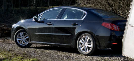 Peugeot 508. 17" staat 'm goed en is comfortabel